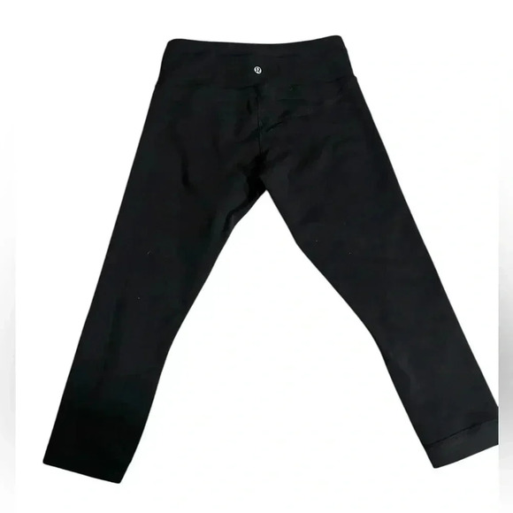 Lululemon Black Cropped Leggings - Picture 2 of 3